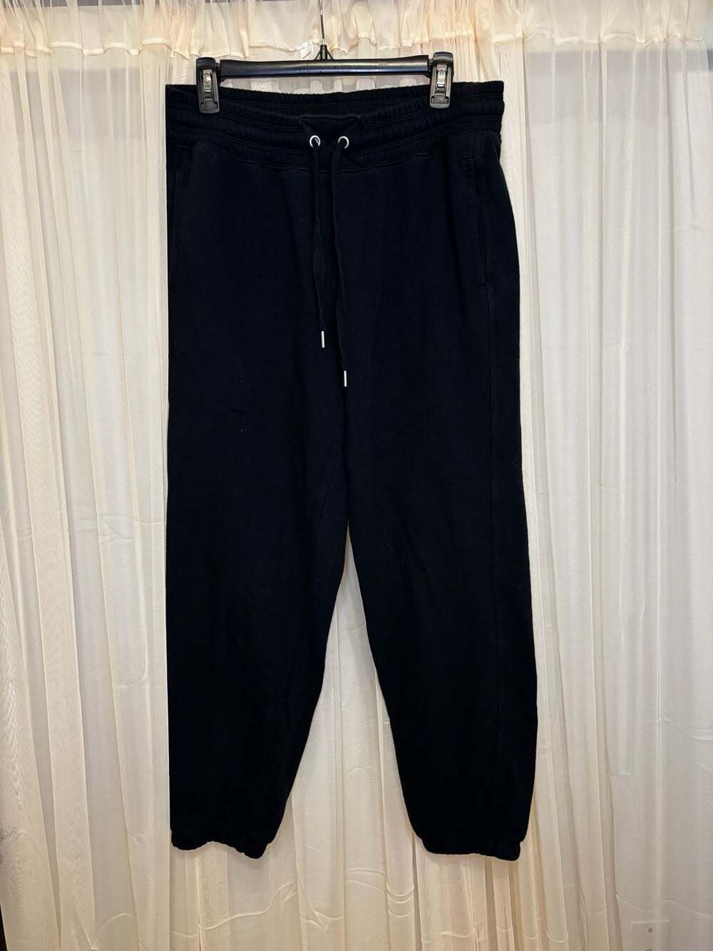 Aerie Women's Black High-Waisted Fleece Jogger Sweatpants Size Medium